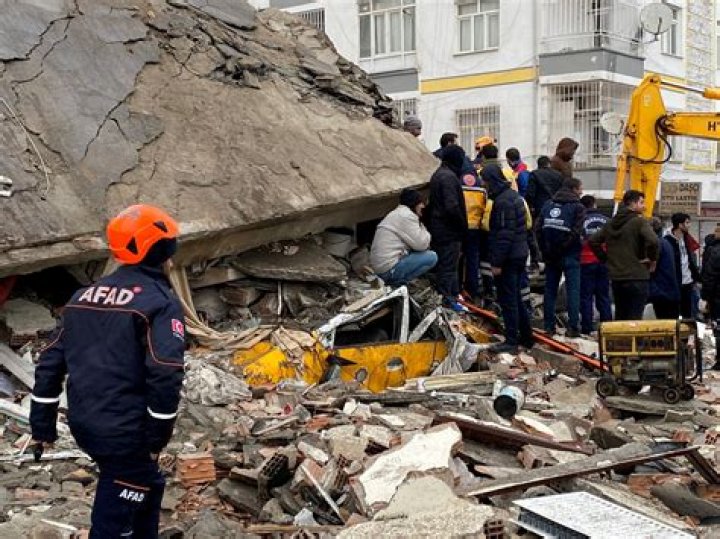 
Death toll rises to 40 in mine blast in Turkey 