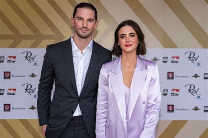 Meet Alexander Rossi Girlfriend Kelly Mossop, Is He Married To Her Or Still Dating?