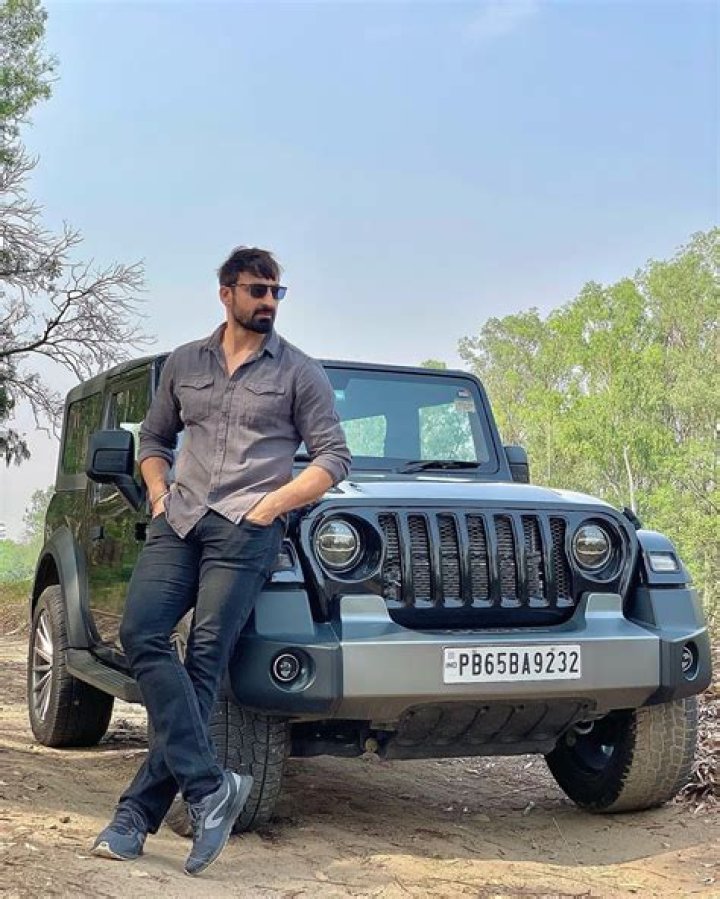 Vikramjeet Virk Height, Weight, Net Worth, Age, Birthday, Wikipedia, Who, Instagram, Biography