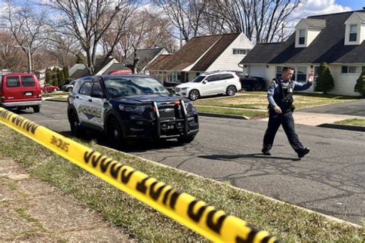 
Wayne Wawa PA Shooting Being Investigated By Radnor Police For Suspect, One Person With Self Inflicted Wound Identified 