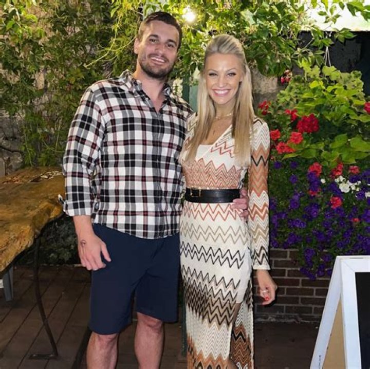 
Who Is Surfer Sheldon Simkus’ Girlfriend, Macy-Jane? Explore His Dating Life 